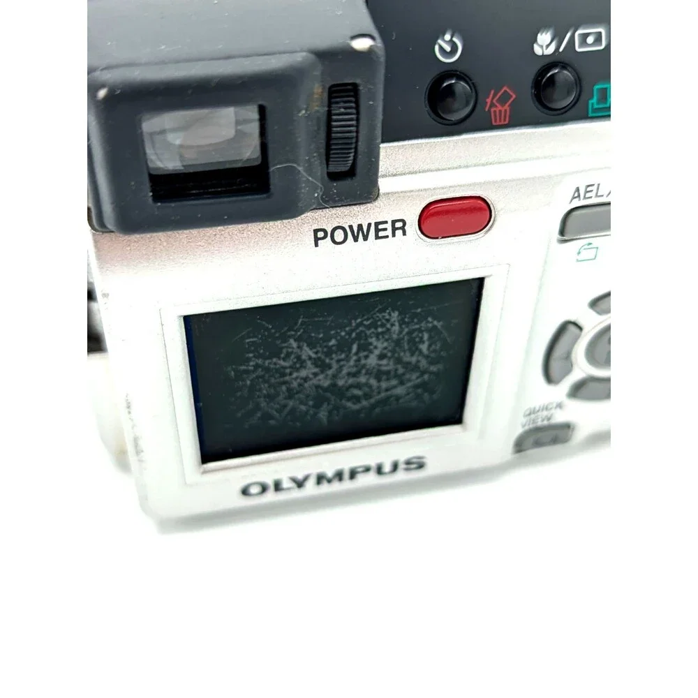 Olympus CAMEDIA C-740 Ultra Zoom 3.2MP Digital Camera - Silver - Tested